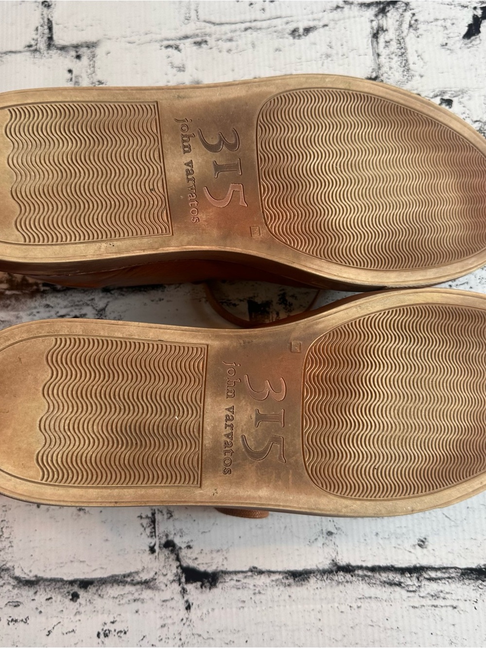 John Varvatos Reed Low Top Brownstone Leather Sneakers Men’s Size 10.5 - Picture 6 of 6
